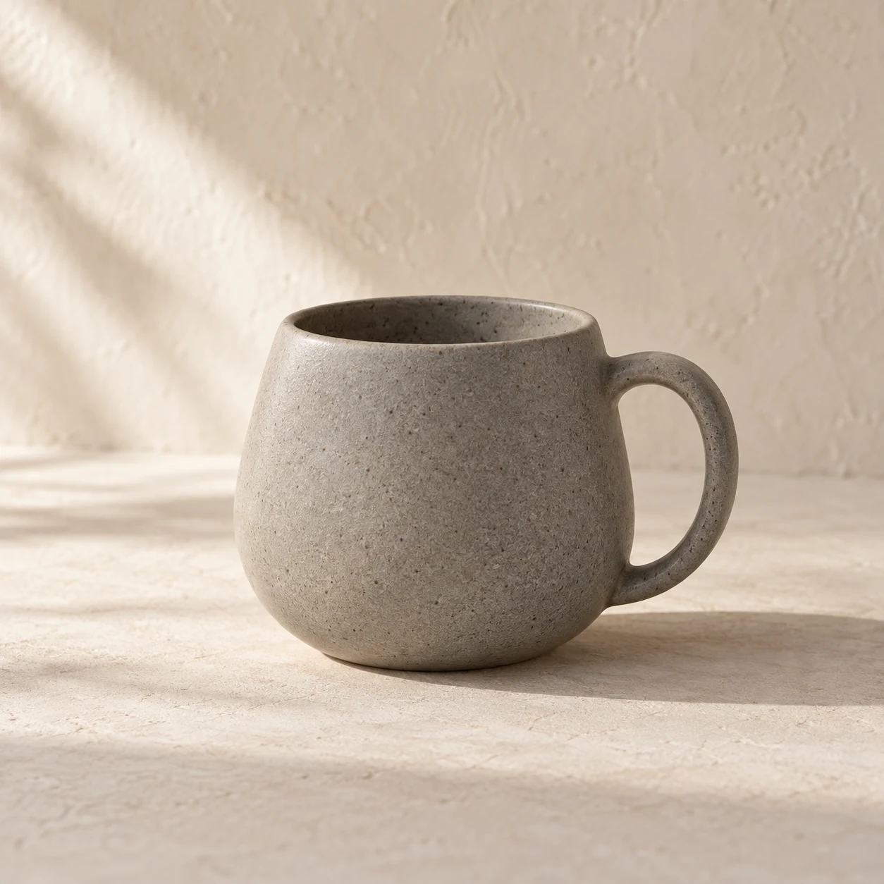Pebble Mug, Stone gray, 1 piece